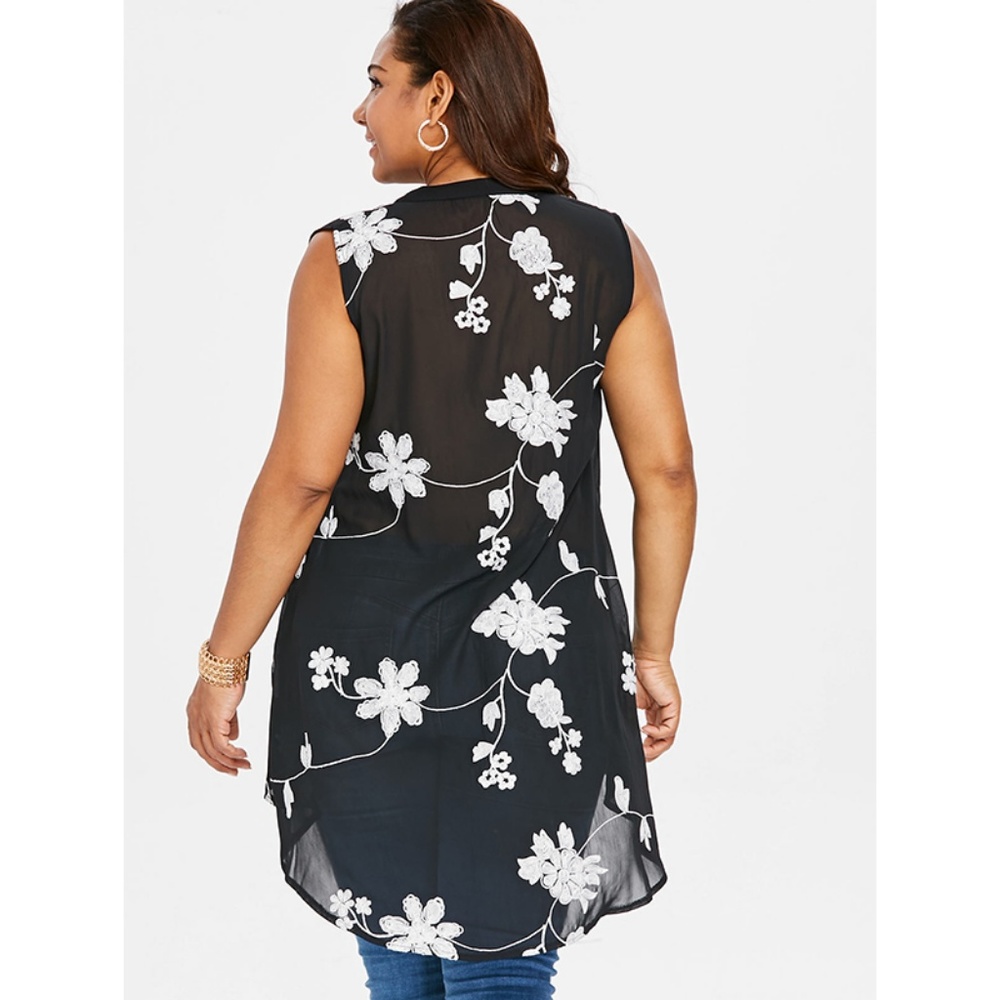 Plus Size V Neck Black & White Two Tone Blouse - Picture 6 of 8